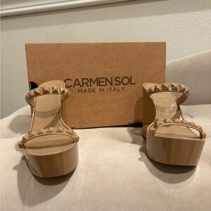 Carmen Sol Women's Tan Wedge Sandals